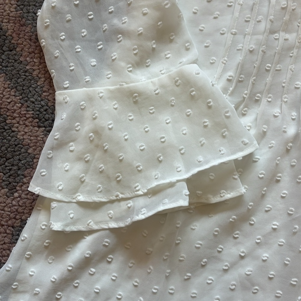 NWT Polka Dot Blouse - Picture 4 of 5